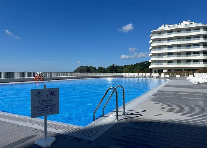 Pearl Blue Apartment *